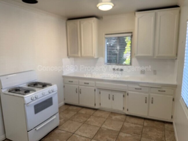 Building Photo - 9850 Arkansas St