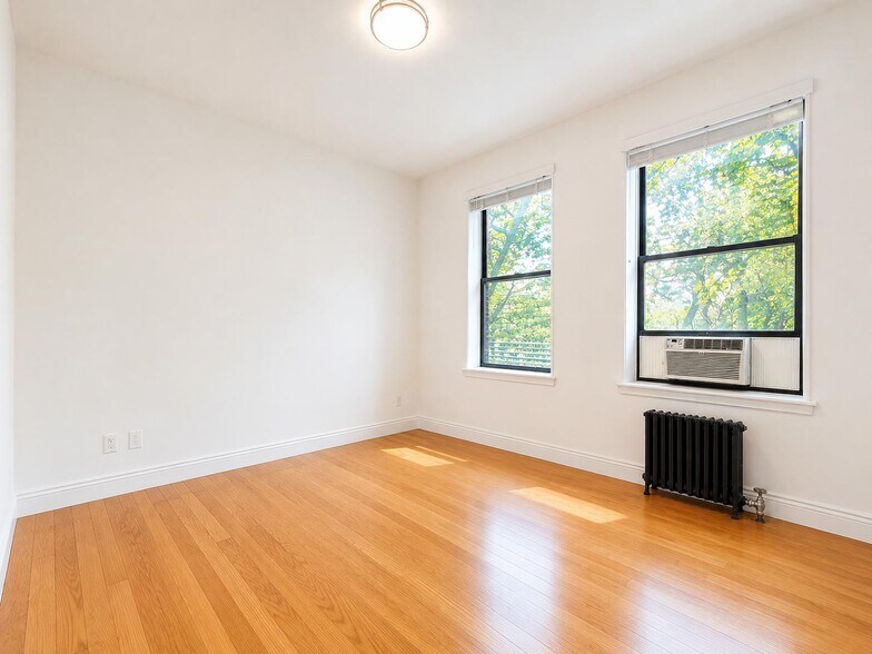 Building Photo - 241 Ocean Pkwy