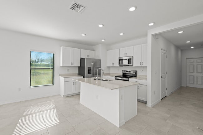 Building Photo - 14275 Oviedo Pl