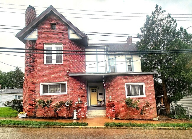Building Photo - 422 Steck St