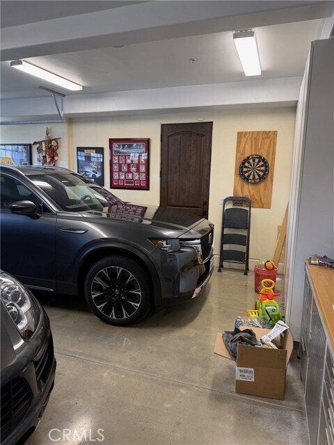 Building Photo - 707 12th St