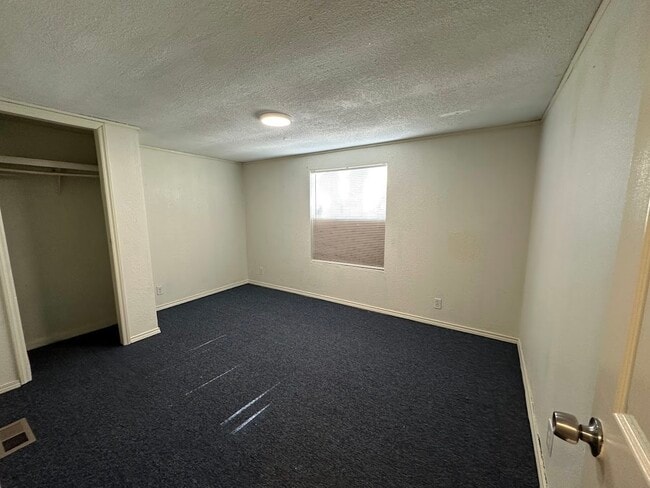 Building Photo - 26518 McIntosh Rd