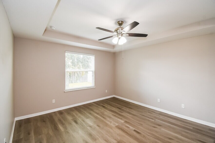 Building Photo - 5120 Magnolia Valley Dr