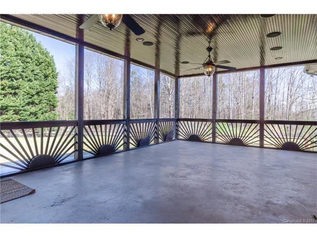 Building Photo - "Charming 4-Bedroom Retreat in Gastonia with Granite Touches & Gleaming Hardwoods!"