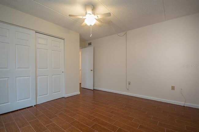 Building Photo - 5221 Bayshore Blvd