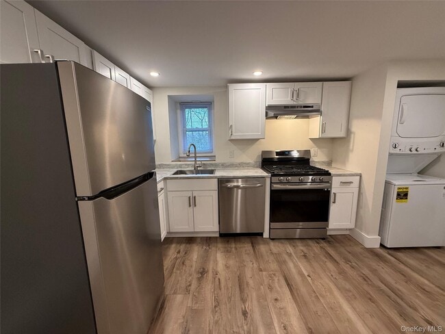 Building Photo - 32 Ketchum Rd