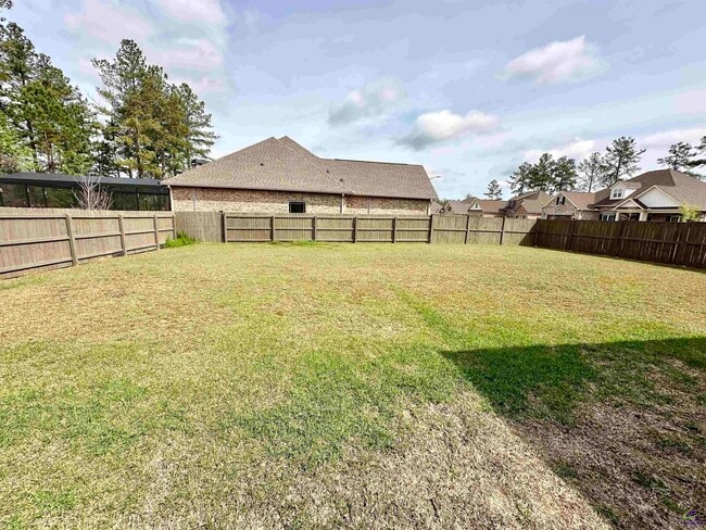 Building Photo - 101 Maidenhair Ct