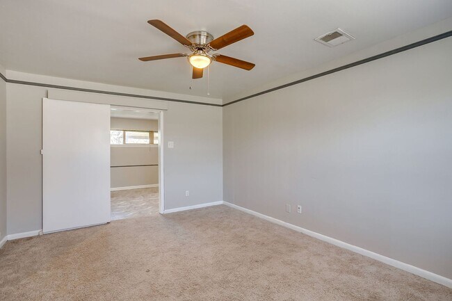 Building Photo - Great 4 Bed, 2 Bath Rental Available for New Tenants- 76134