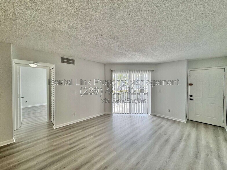 Building Photo - 150 Santa Clara Dr