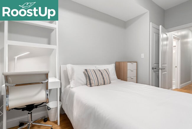 Building Photo - Furnished Private Bedroom in East Boston