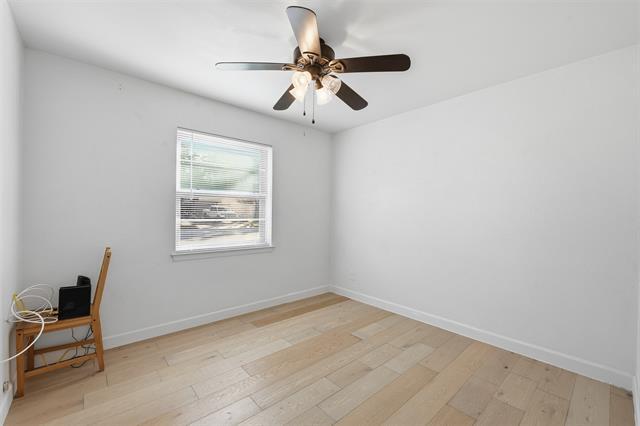 Building Photo - 402 Vicki St