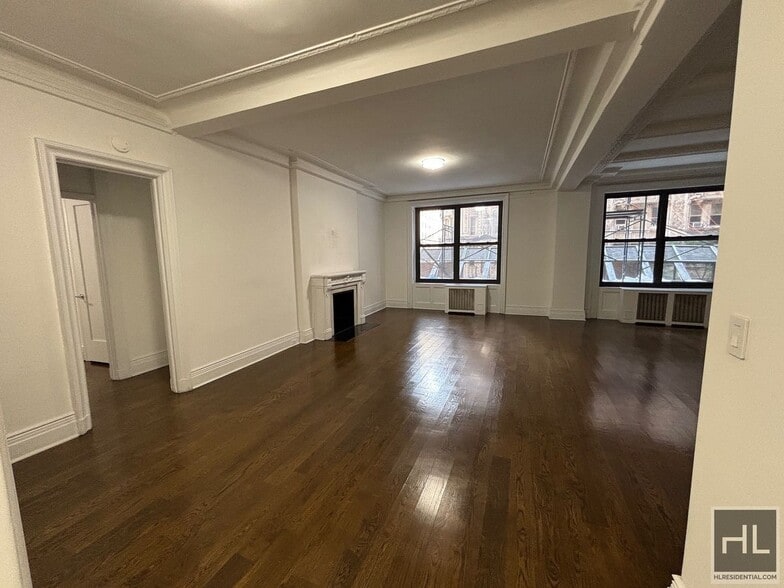 Building Photo - WEST 58 STREET