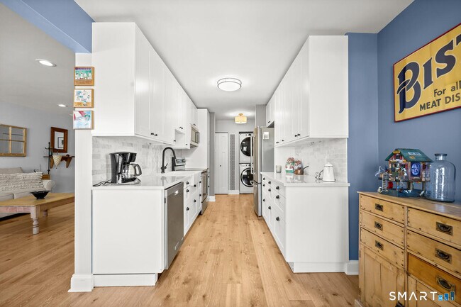 Building Photo - 108 Southport Woods Drive