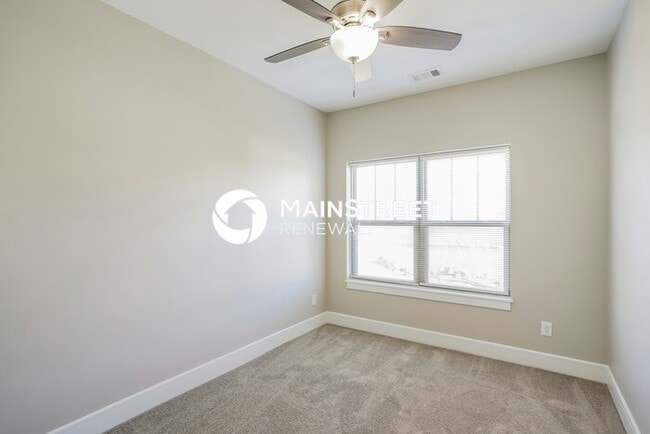 Building Photo - 3 Bedroom Pet-Friendly Home in Lebanon, TN with Main Street Renewal