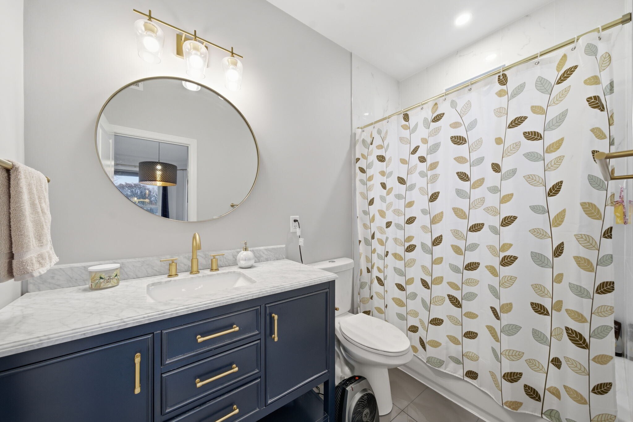 Building Photo - 68 Edson St