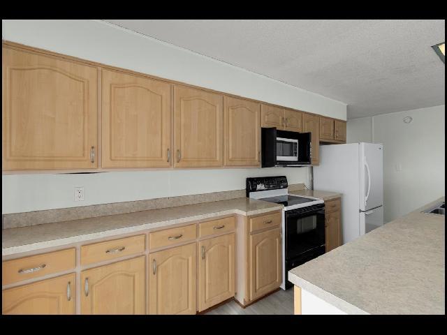 Building Photo - 500 Nan Cir