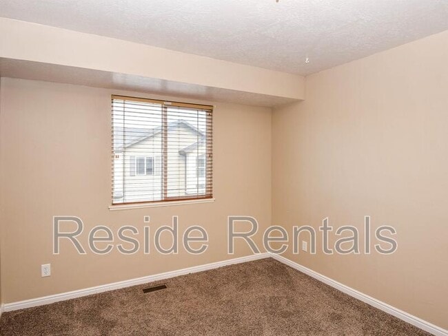 Building Photo - 537 W 1570 N