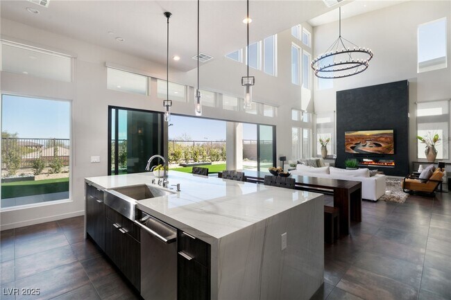 Building Photo - 10655 Patina Hills Ct