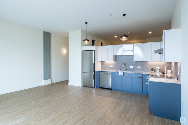 1BR, 1BA Loft - Kitchen - The Lofts at One Powell