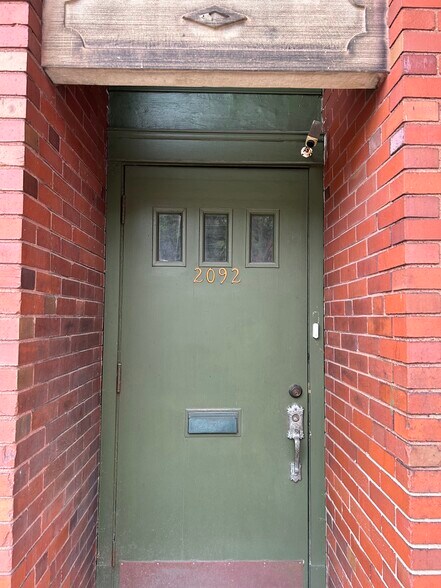 Building Photo - 2092 Murray Hill Rd