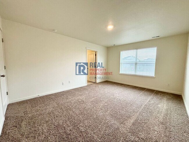 Building Photo - 8589 E 133rd Dr
