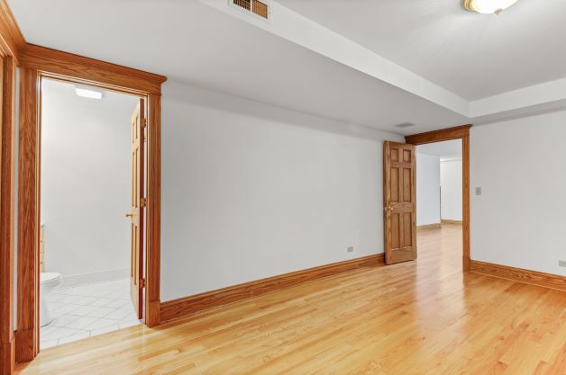 3 - 1238 N. Noble
