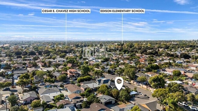 Building Photo - 940 E Anahurst Pl