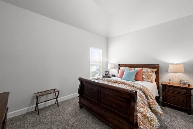 Building Photo - 181 Village Oak Dr