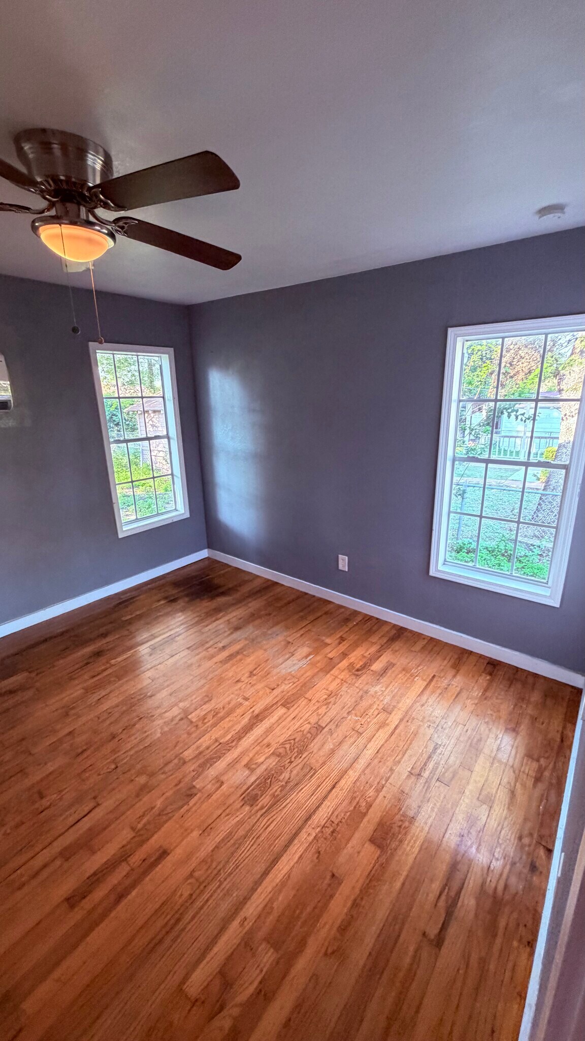 Building Photo - 311 Glamis Ave