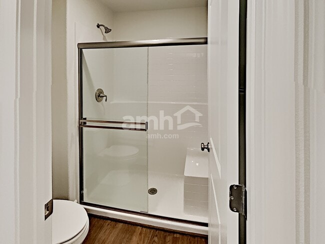 Building Photo - 1518 Golden Hour Ave