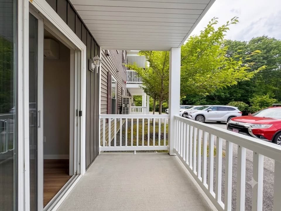 Building Photo - 26 Patriots Ln