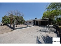 Building Photo - Exquisite 4/2 Phoenix House with Bonus Cas...