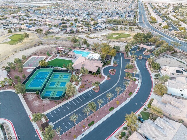 Building Photo - 3418 Singer Ln