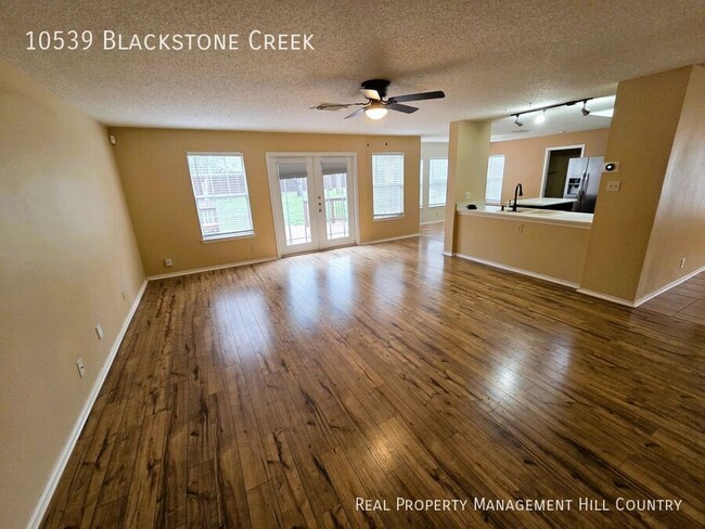 Building Photo - 10539 Blackstone Creek