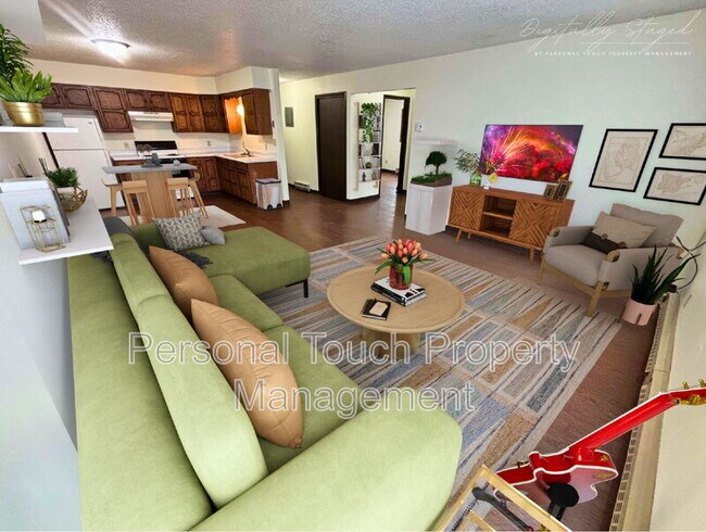 Primary Photo - 1050 Front St