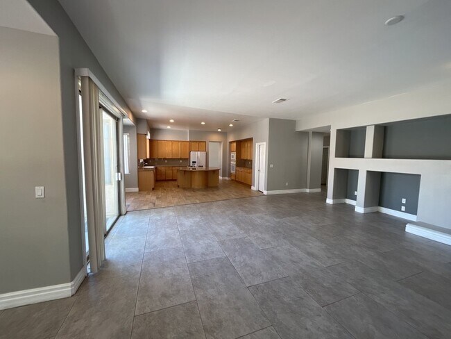 Building Photo - Stunning 2 story, 5-bedroom home in Rhodes Ranch