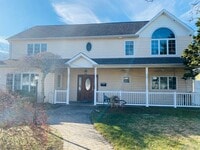 Building Photo - 24 Cable Ln