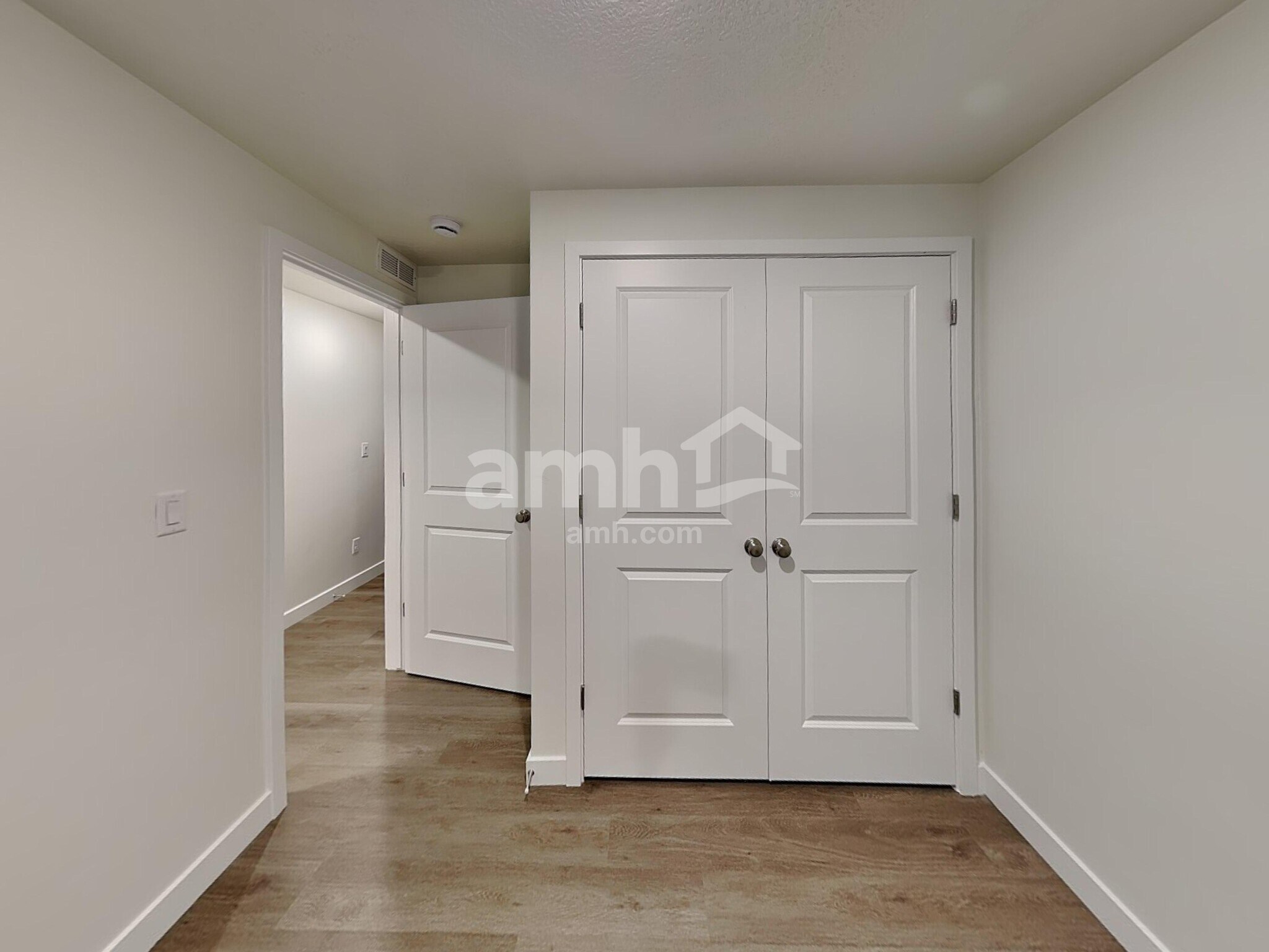 Building Photo - 4702 W Ore Strm Rd