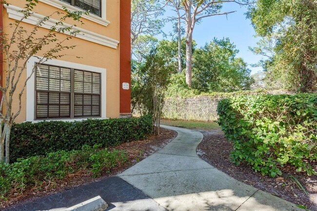 Building Photo - 2107 Portofino Pl