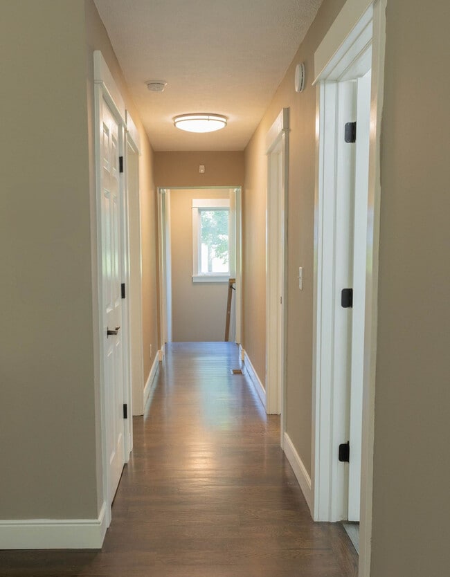 Building Photo - 8212 Bennett Rd