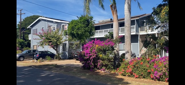 Primary Photo - 2 bedroom 1.5 bathroom Ohana, across the street from the beach and park!