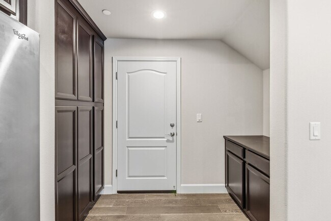 Building Photo - FIRST MONTH'S RENT FREE-Charming 3-Bedroom Home with Office in The Cannery – Davis, CA