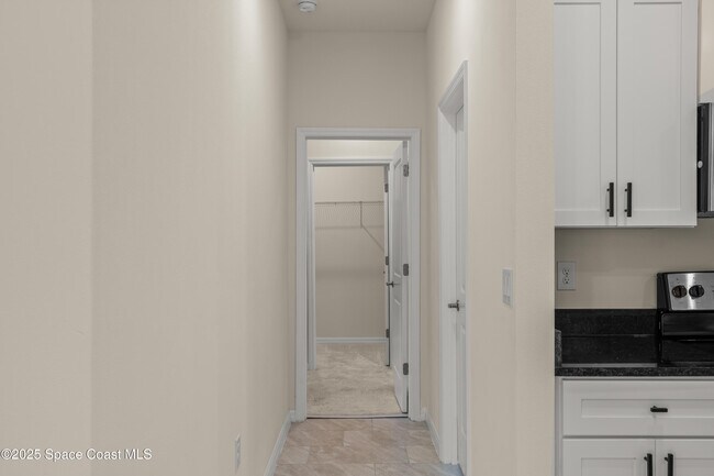 Building Photo - 1426 Seeley Cir NW