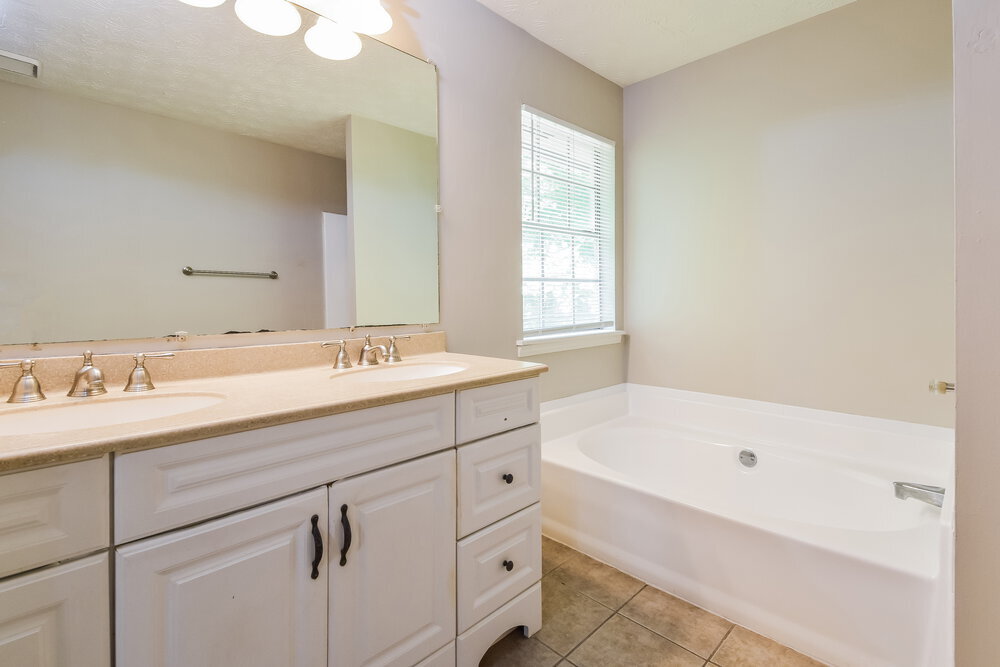 Building Photo - 5543 Dorsett Shoals Rd