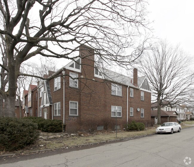 3108 Indianola Ave 3108 Indianola Ave Columbus OH 43202 Apartment