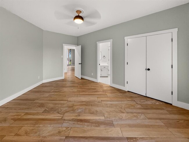 Building Photo - 6106 FM Rnch