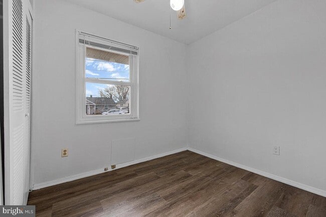 Building Photo - 908 Shelby Dr