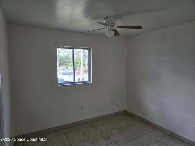 Building Photo - 417 Via Palermo Ct