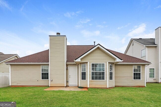 Building Photo - 90 Westfield Way