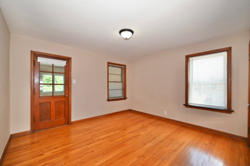 Building Photo - 3468-3470-3470 Watson Rd